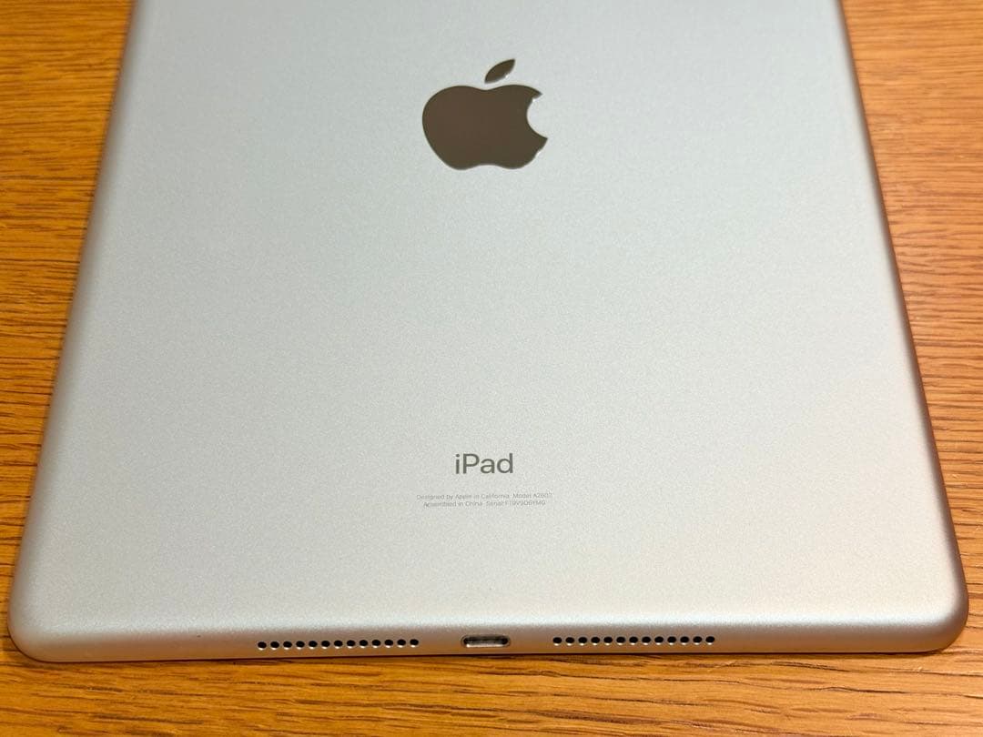 美品 iPad 第9世代 64GB シルバー