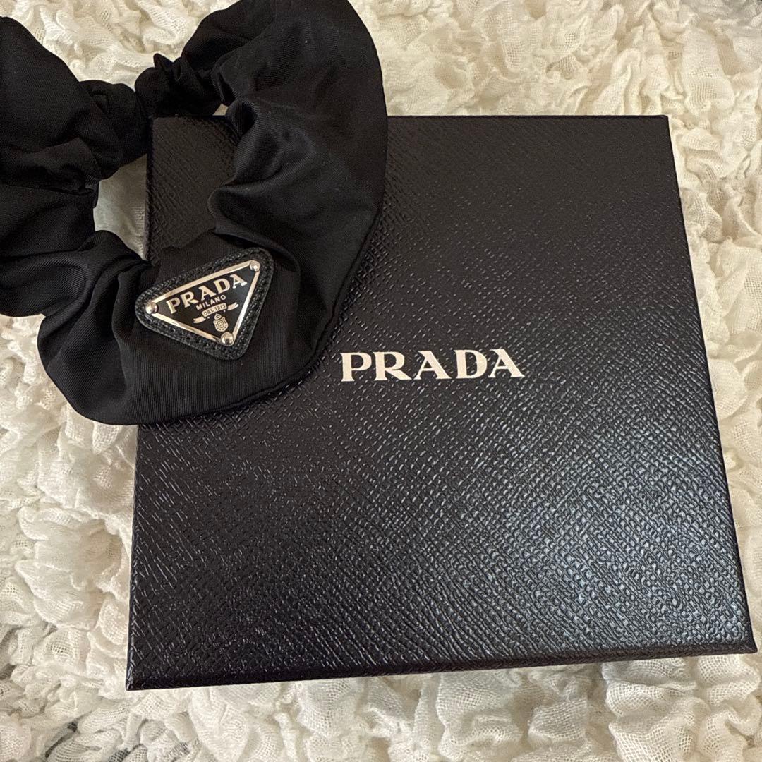 【S】☆PRADA シュシュ ブラック☆