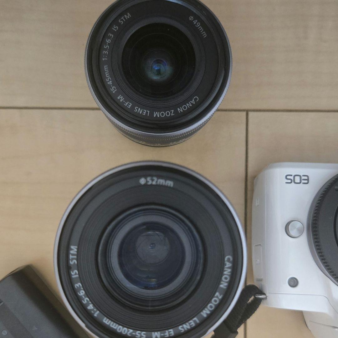 Canon EOS M ホワイト ダブルズームキット