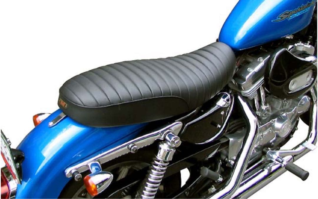 K&H スポーツスター用　ダブルシート　シルバーパイピング　04〜