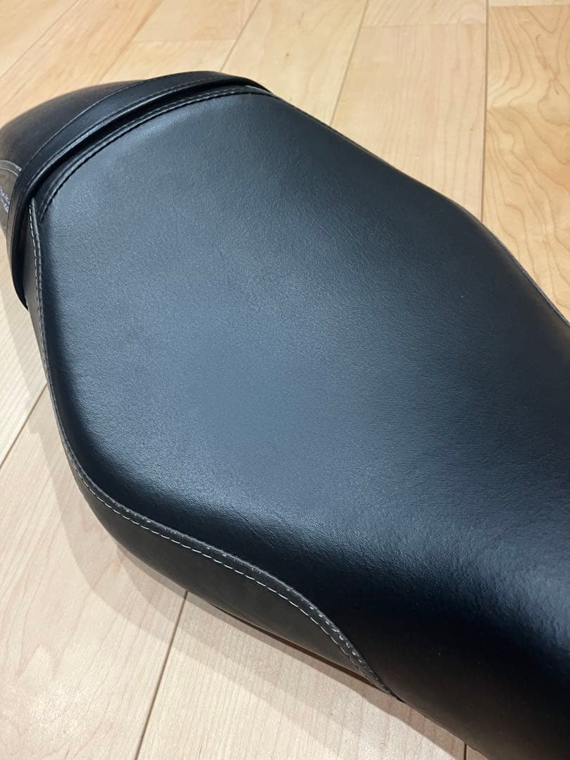 美品_スポーツスター_バッドランダー カスタムシート