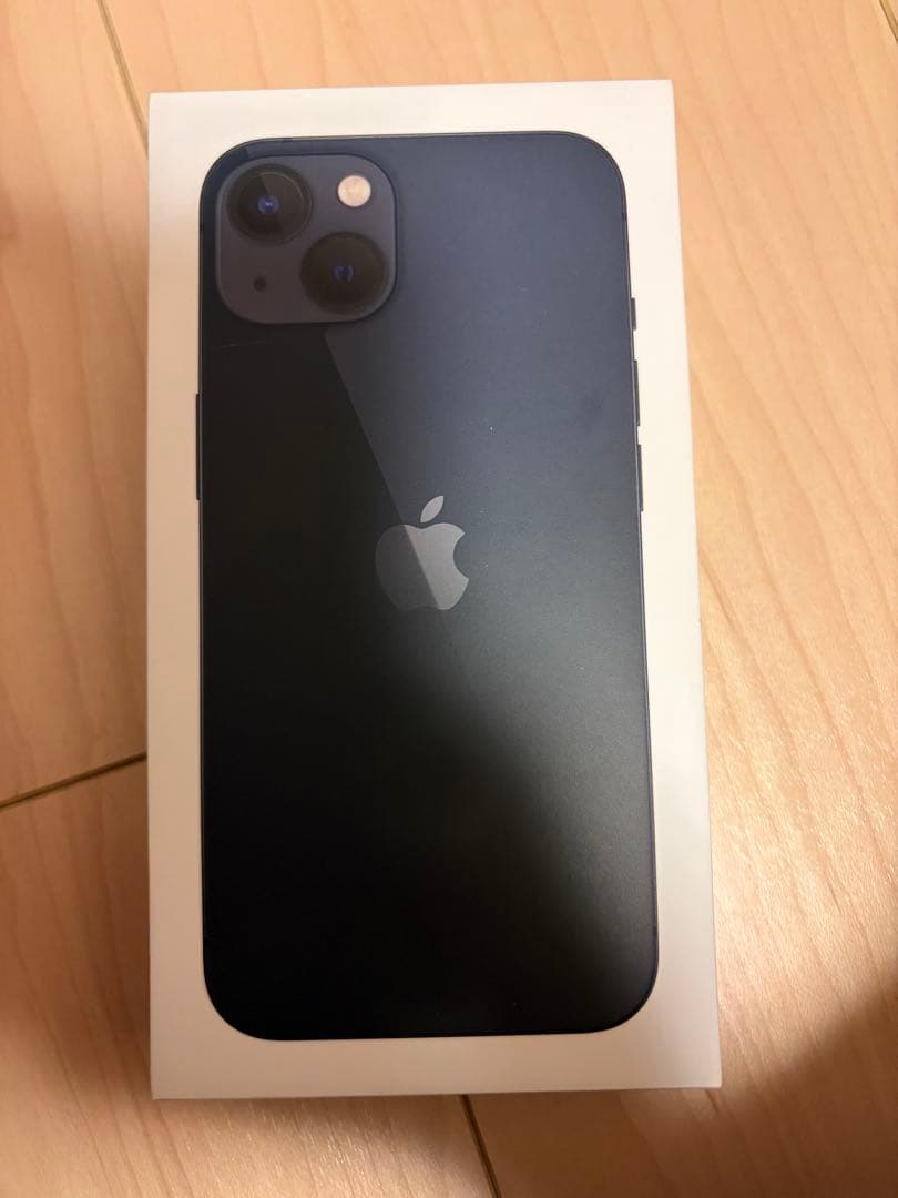 ま*き様 iPhone 13 512GB ミッドナイト　iPhone8セット