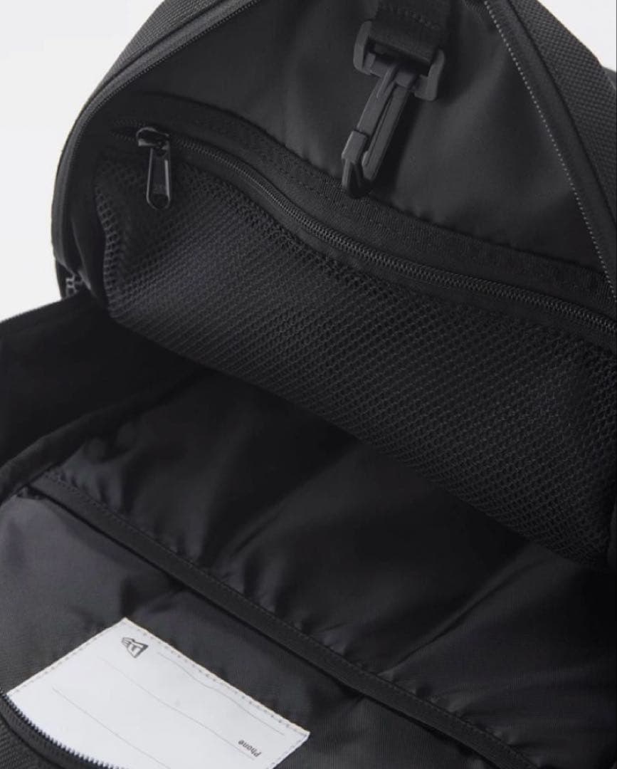 ファミリア　ニューエラ　コラボ　リュック