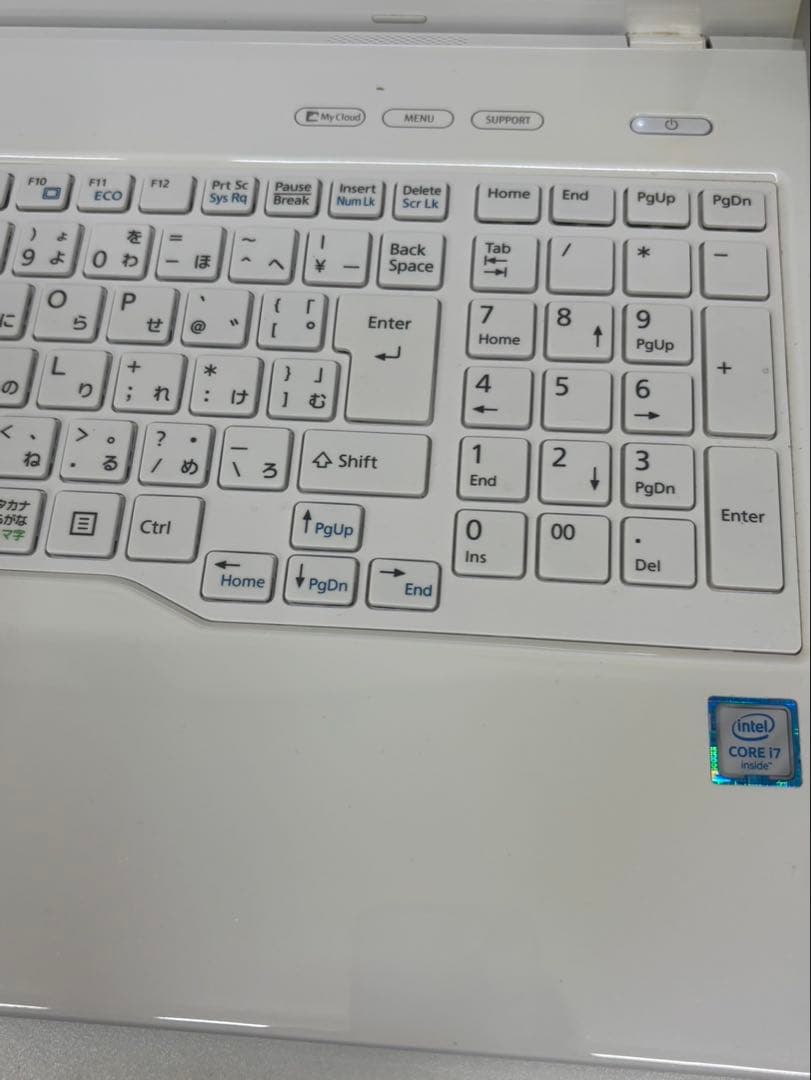 533 FUJITSU 美品✨ノートパソコン　Windows11
