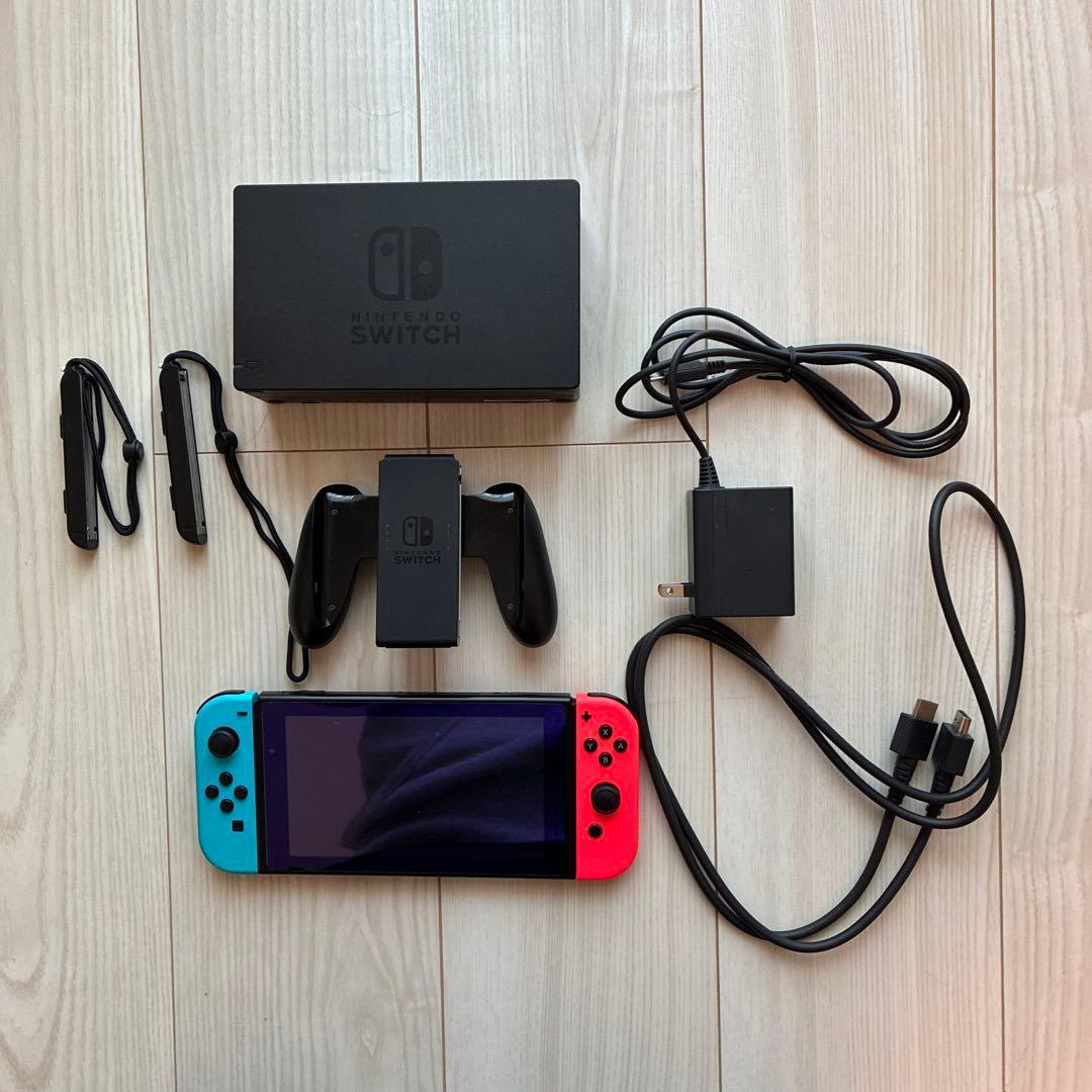 Nintendo Switch 本体(ネオンブルー/レッド)