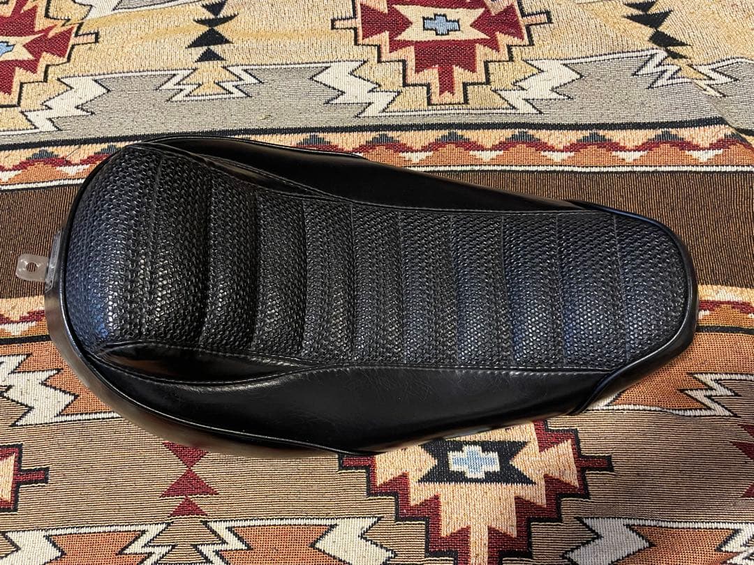 SUNDANCE製　TKOソロシート　1991〜2004年式ダイナシリーズ対応