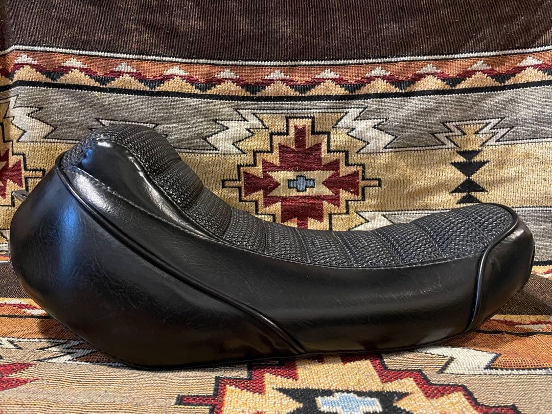 SUNDANCE製　TKOソロシート　1991〜2004年式ダイナシリーズ対応