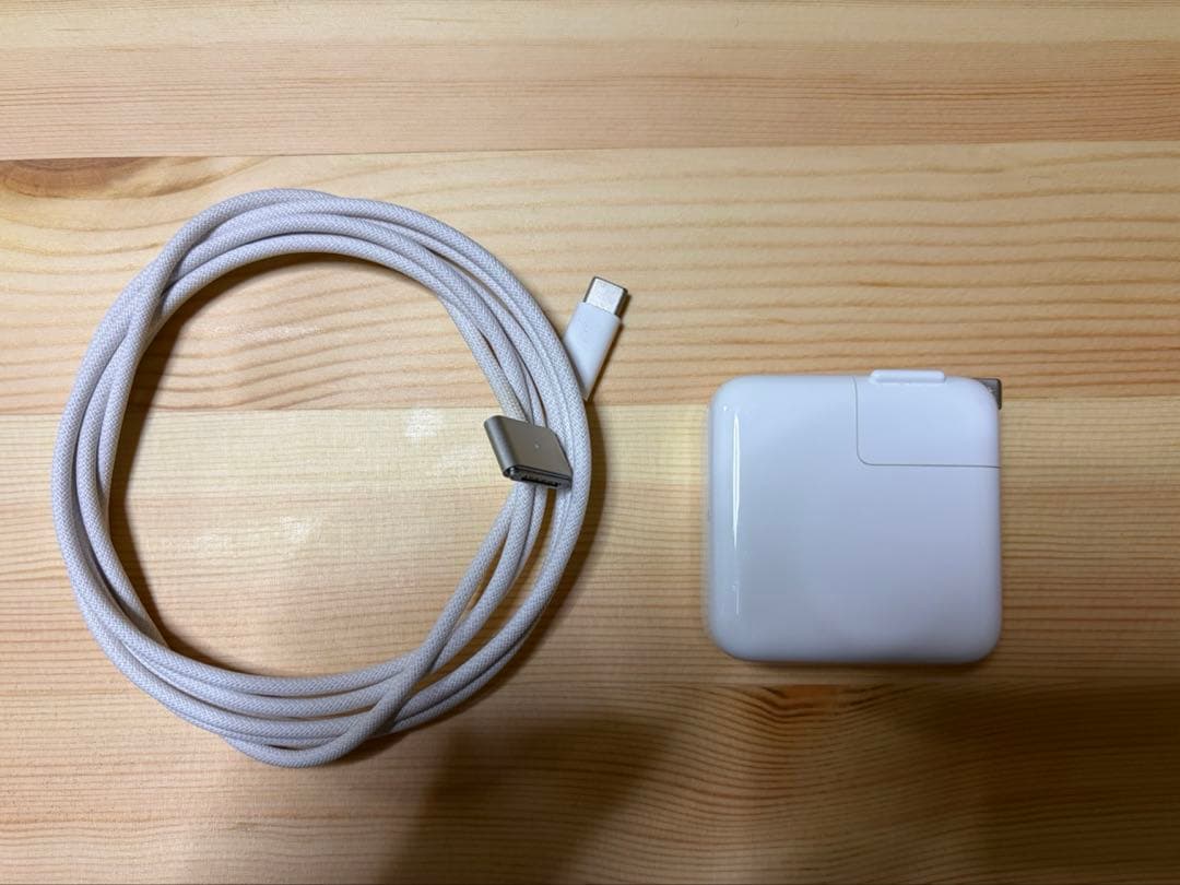 M3 13in MacBook Air スターライト 16GB 256GB