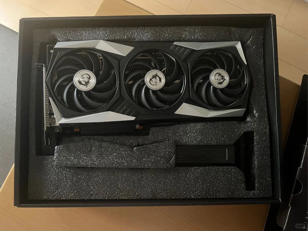 グラフィックボード・グラボ・ビデオカード AMD 6800xt MSI