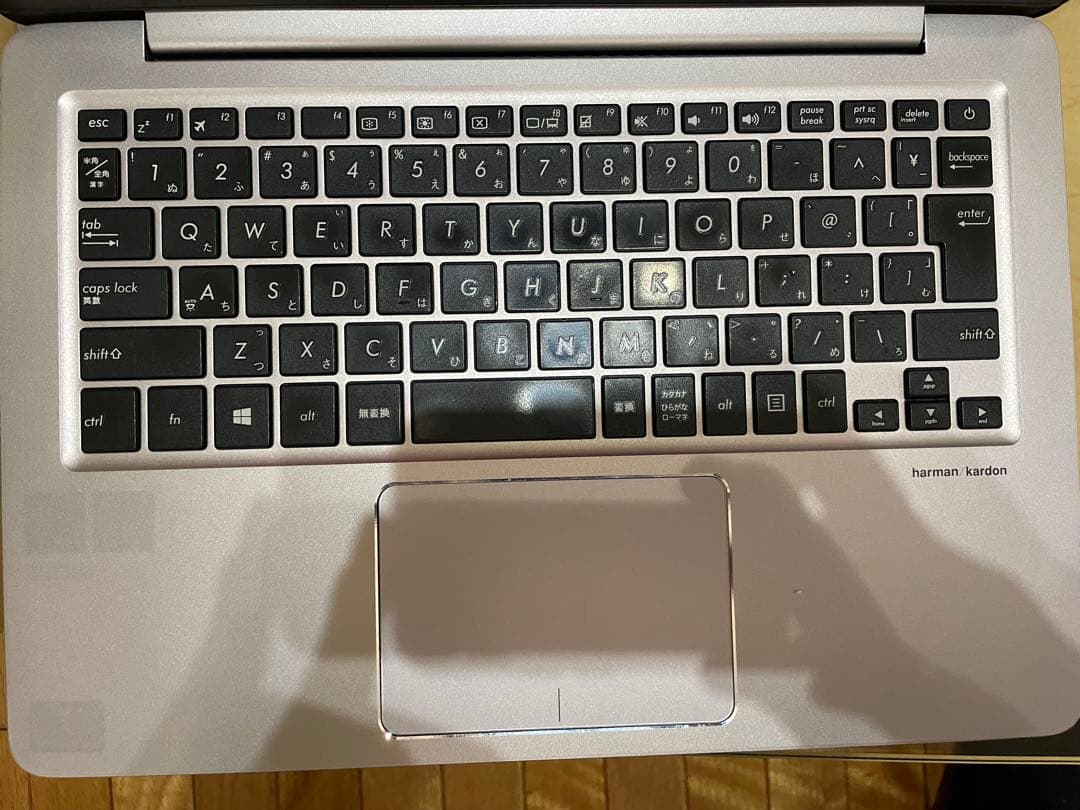 ASUS ZenBook i5 7200U メモリ8GBモデル 中古品