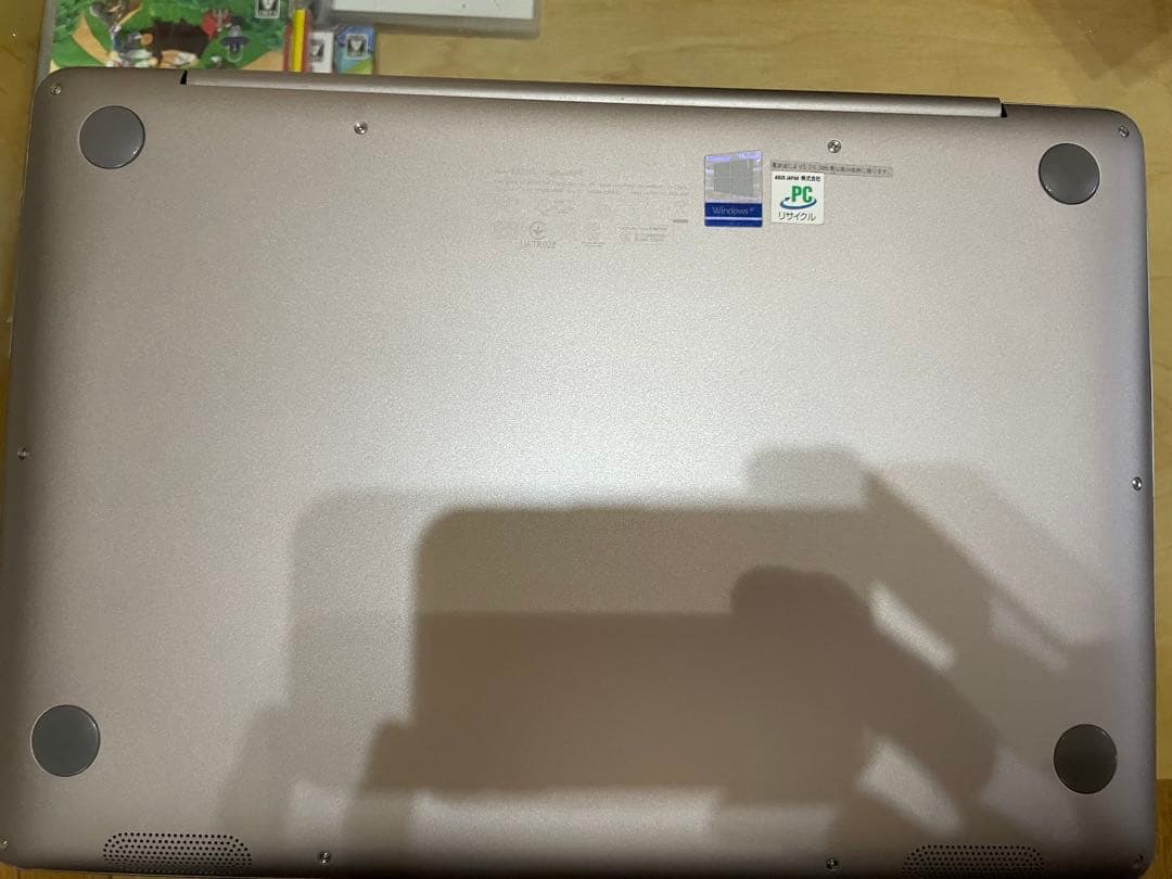 ASUS ZenBook i5 7200U メモリ8GBモデル 中古品