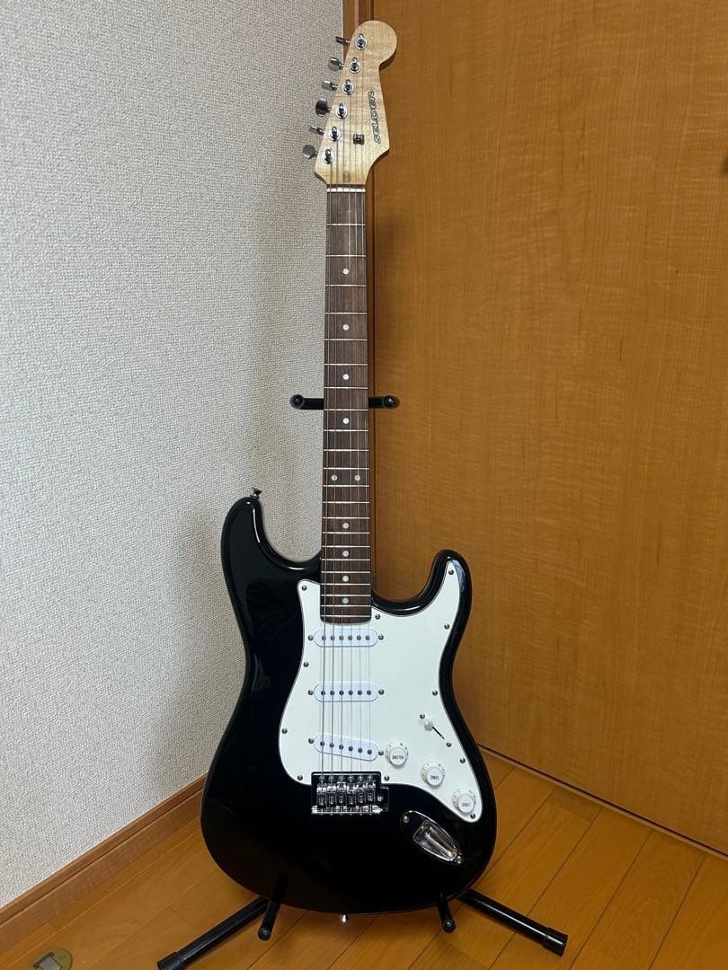 SELDERストラトキャスタータイプ黒 シングルコイル各部調整済み