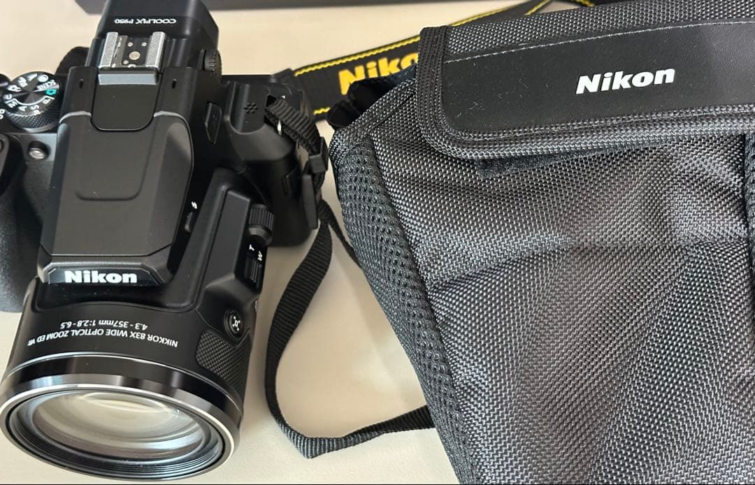 ■ほぼ新品■ Nikon COOLPIX P950 ケース付　付属品全部あり