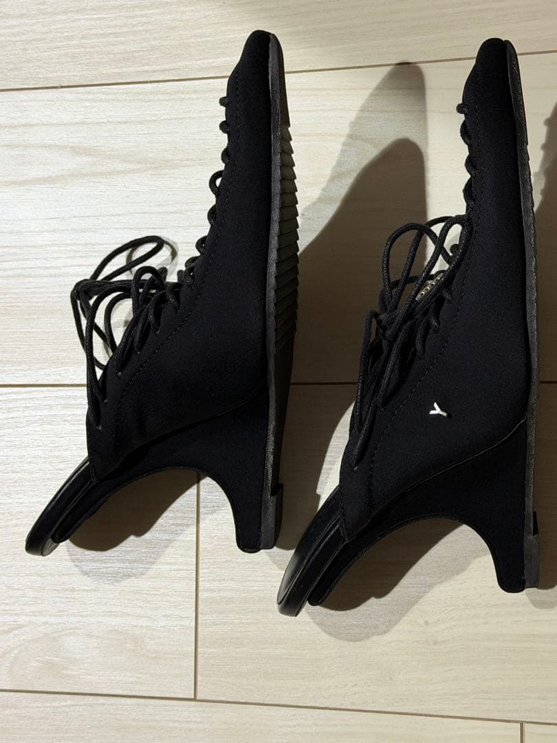 YELLO レースアップヒール