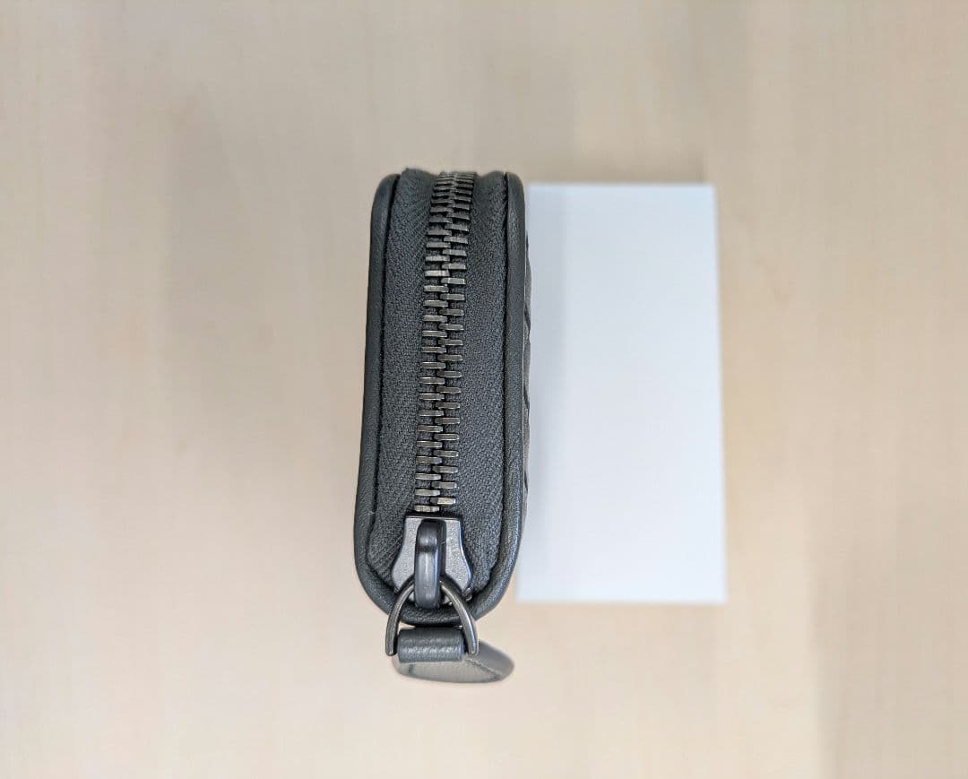 【美品】ボッテガヴェネタ インテレチャート ケース グレー 箱袋付き