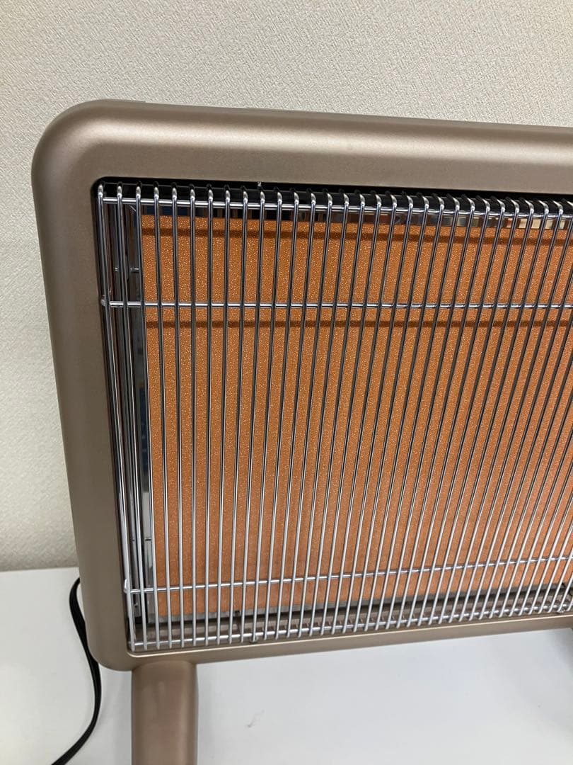 Ｏ-253　サンルミエ.エクセラ7 遠赤外線暖房機