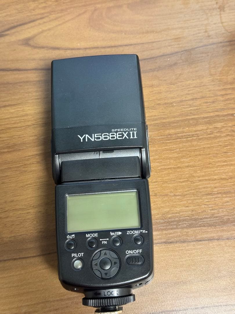 【動作確認済】Canon EOS 6D ボディー ＋ おまけストロボ付