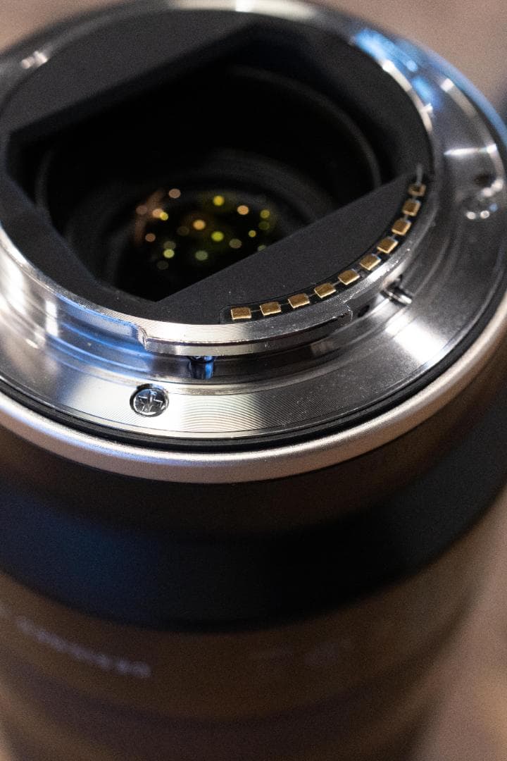 TAMRON 70-180mm F2.8 Di III VXD ズームレンズ