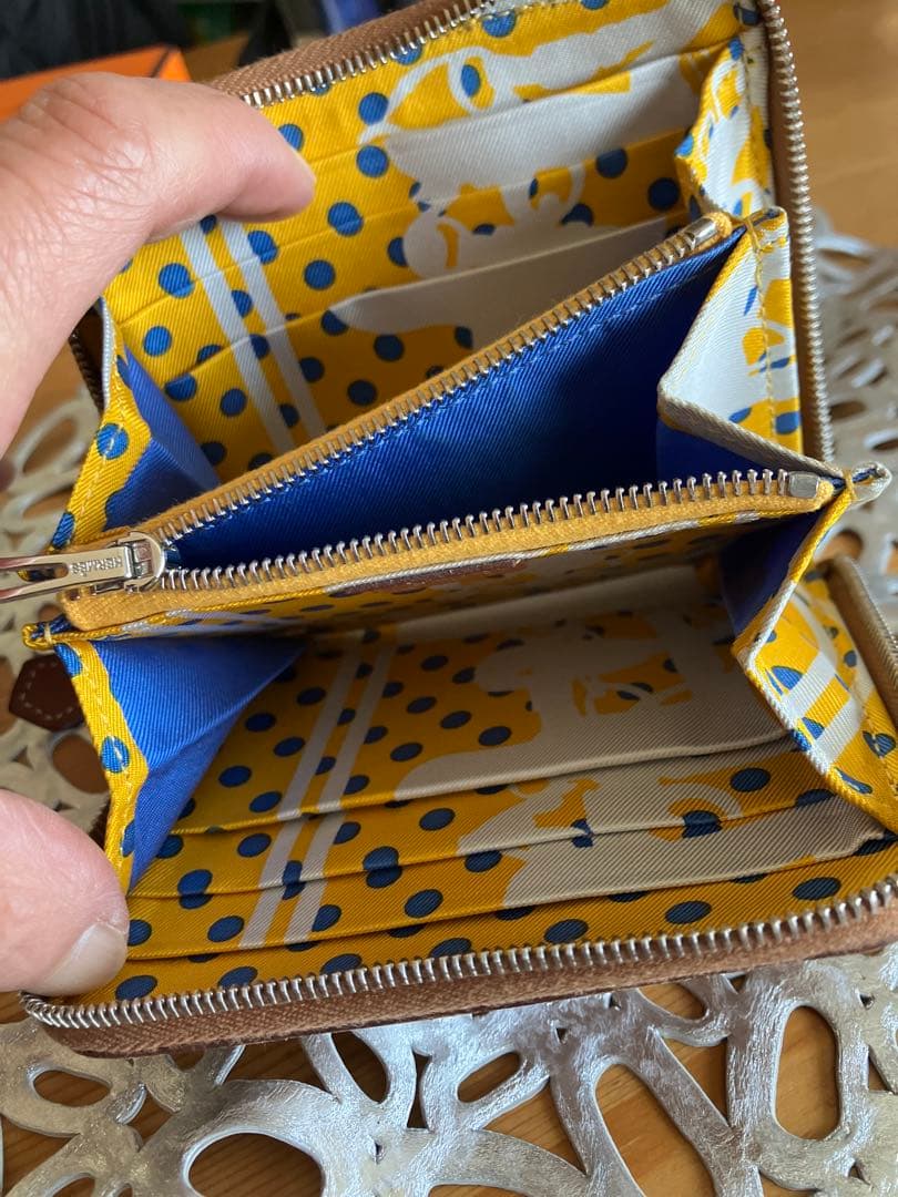 HERMÈS エルメス アザップ シルクイン コンパクト ゴールド