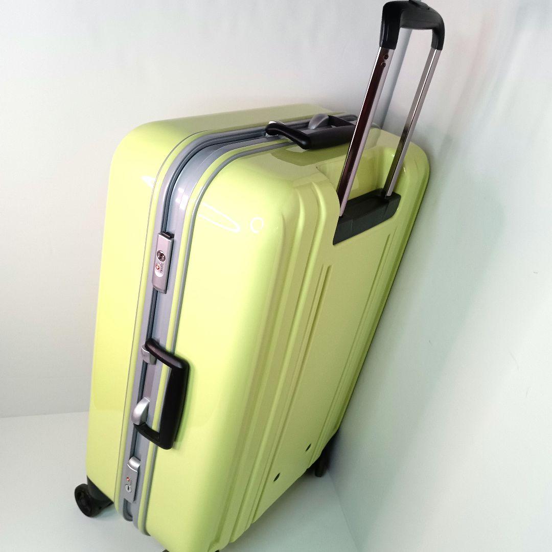 大型キャリーケース TSAロック付き　ライムイエロー
