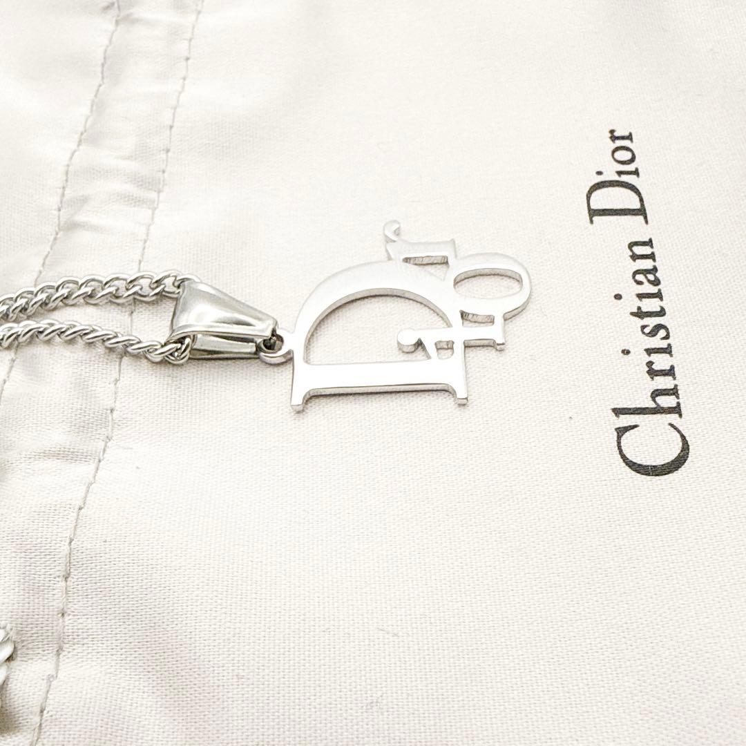 2995-1 極美品✨　Dior　ネックレス　CD ロゴ　希少　シルバー
