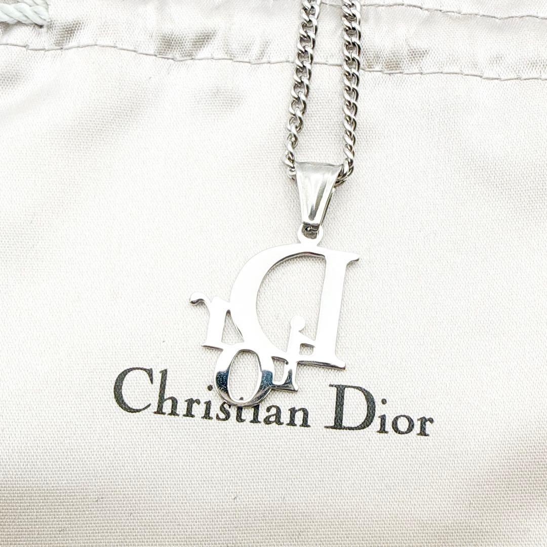 2995-1 極美品✨　Dior　ネックレス　CD ロゴ　希少　シルバー