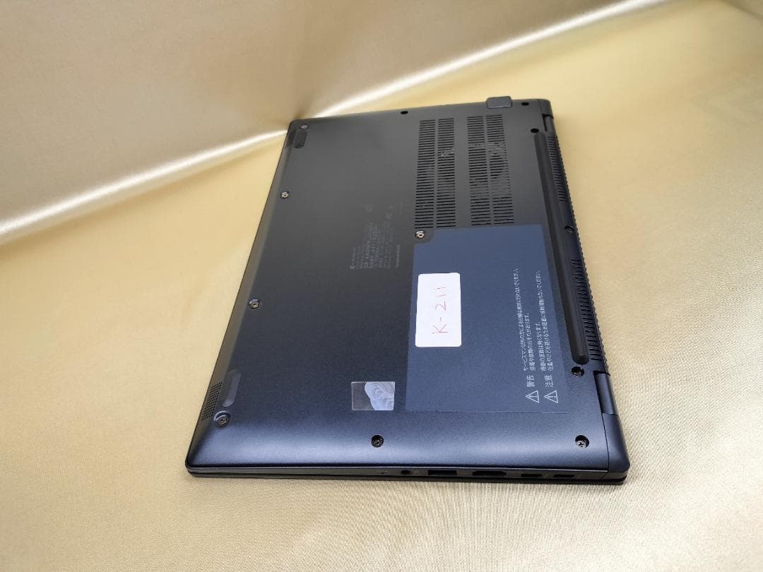 東芝　Dynabook G83/KW　高性能　2023年モデル(K-211)