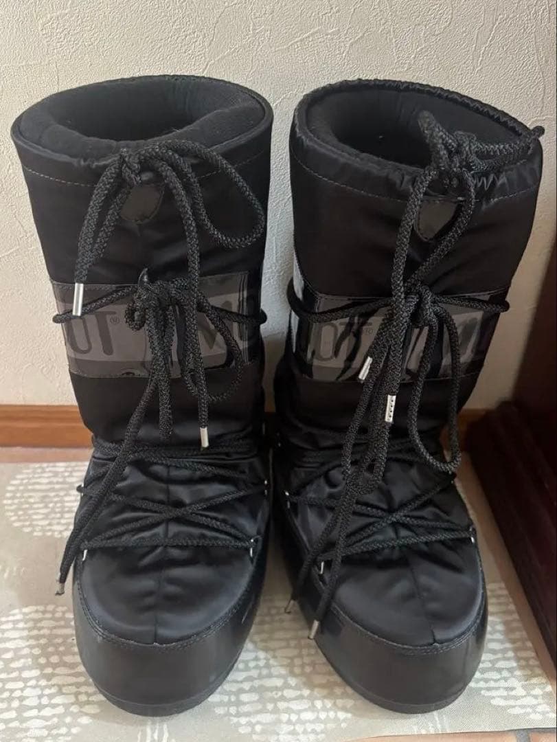 MOON BOOT ブラック