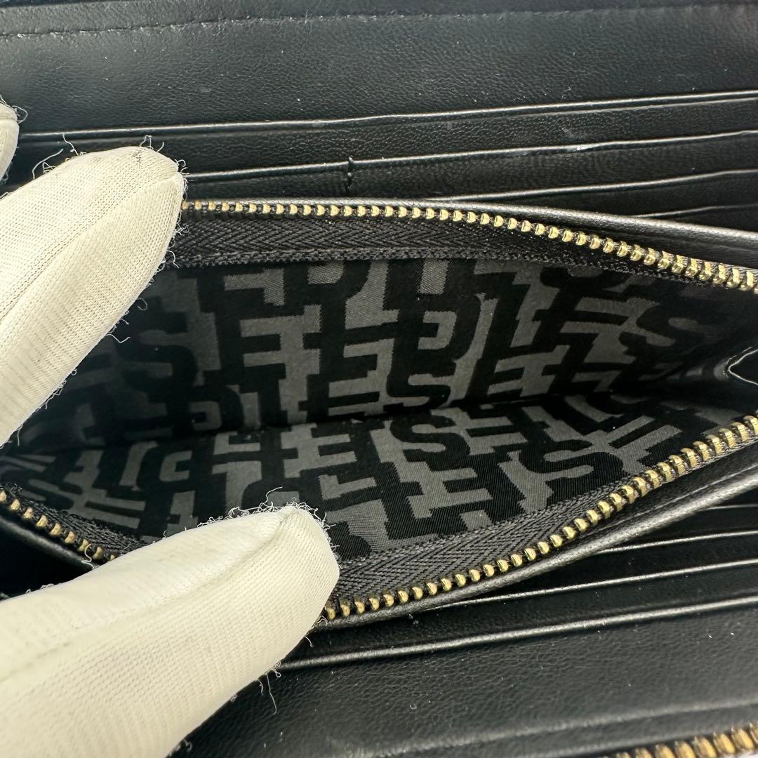 現行　美品　ディーゼル　D-VINA ラウンドジップ　長財布　キルティング　黒