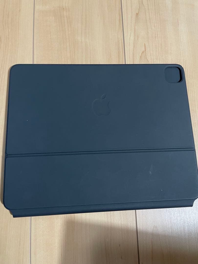 iPad Pro 12.9 第5世代 Magic keyboard 付き