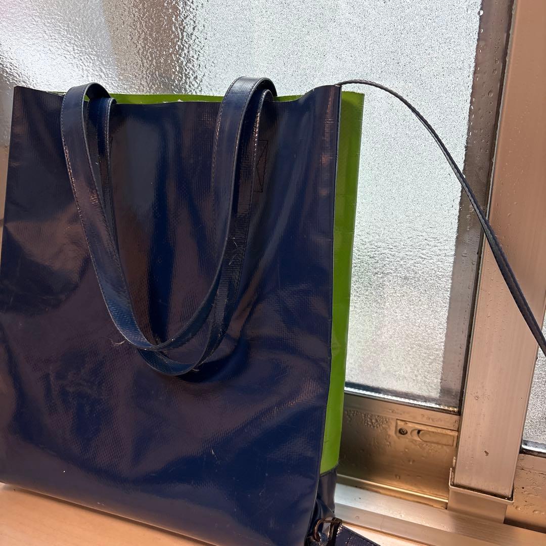 Freitag 2wayトートバック　紺色緑色