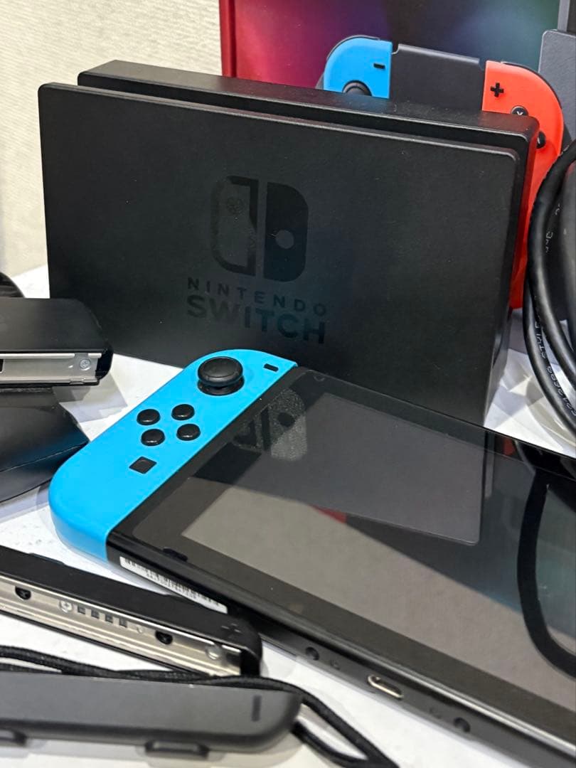 Nintendo Switch ネオンブルー/ネオンレッド 本体