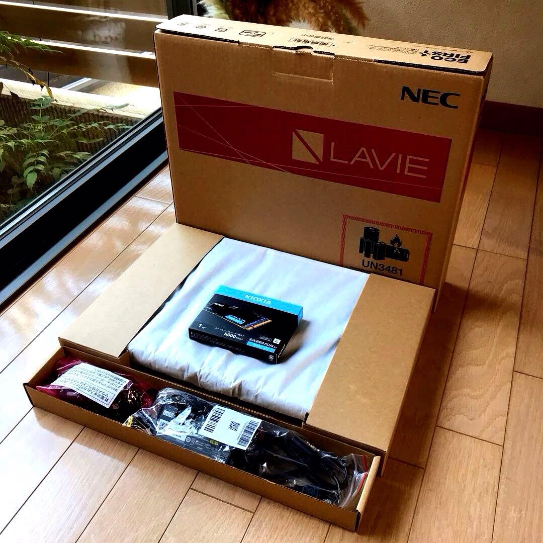 美品LaVieN1585/A 【カスタム使用】SSD＋HDD(メモリ32GB)