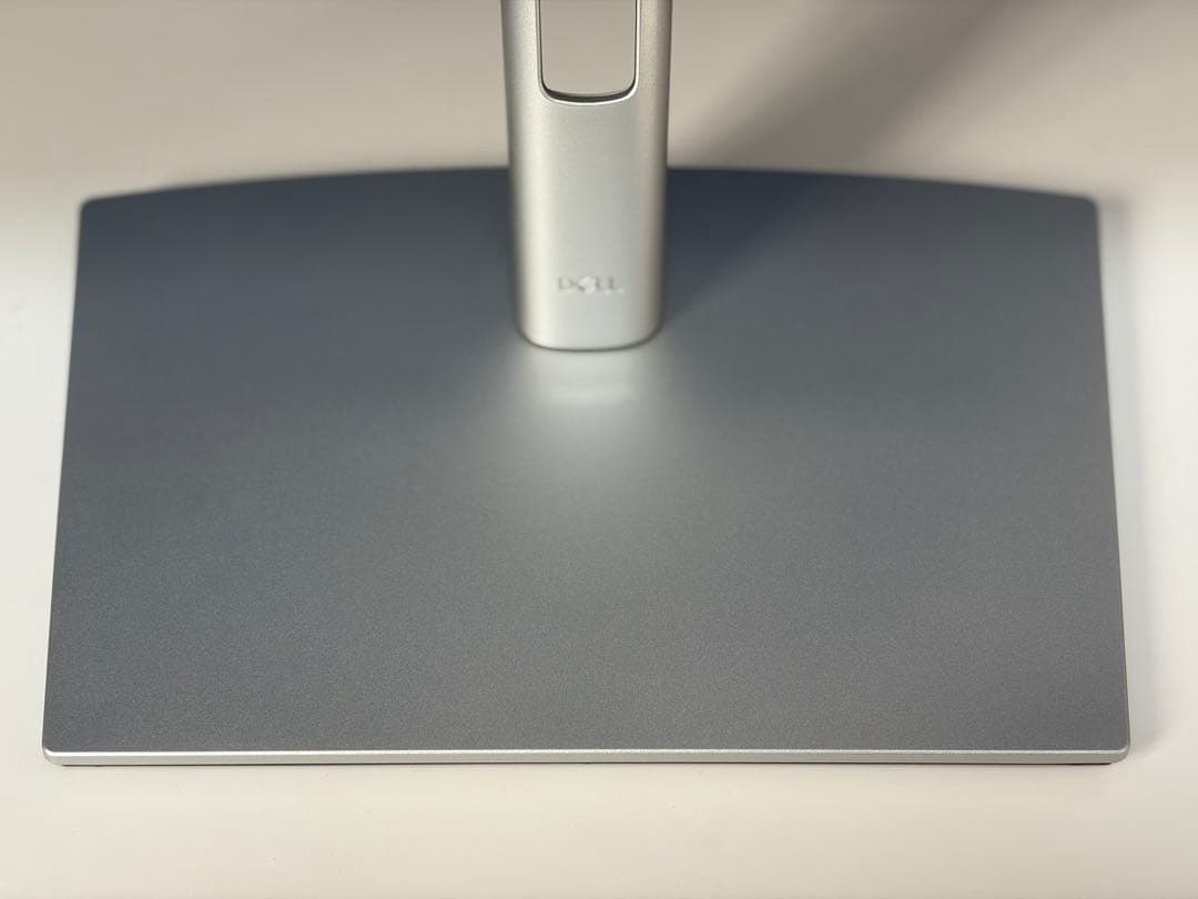 【値引き中】Dellハイエンド 4K USB-Cハブモニター　U2723QE