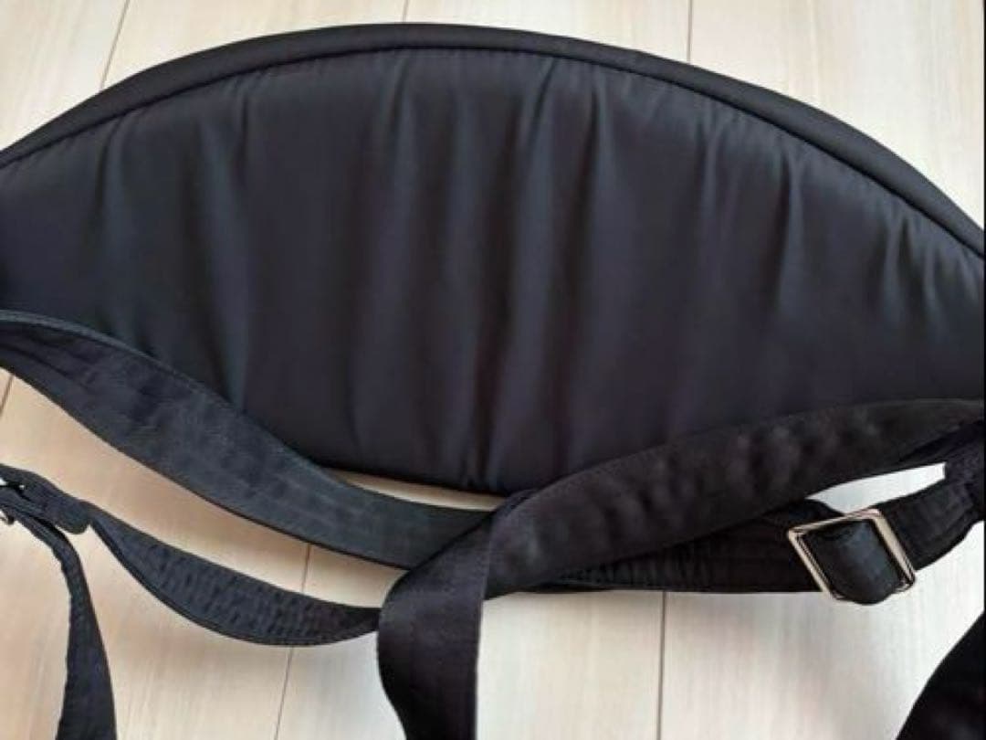 ※お値下げ中※ノルンマーニ　抱っこ紐 ブラック