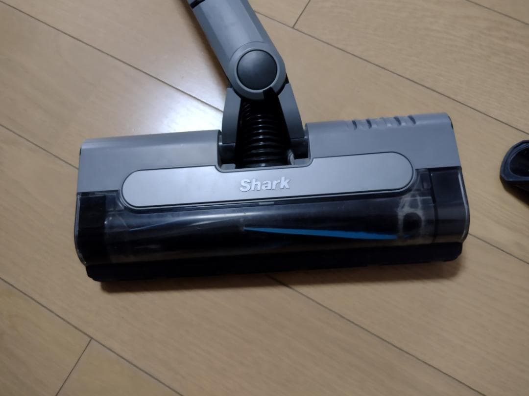 シャーク★コードレスクリーナー★CS100JGR★バッテリーの状態良好★2