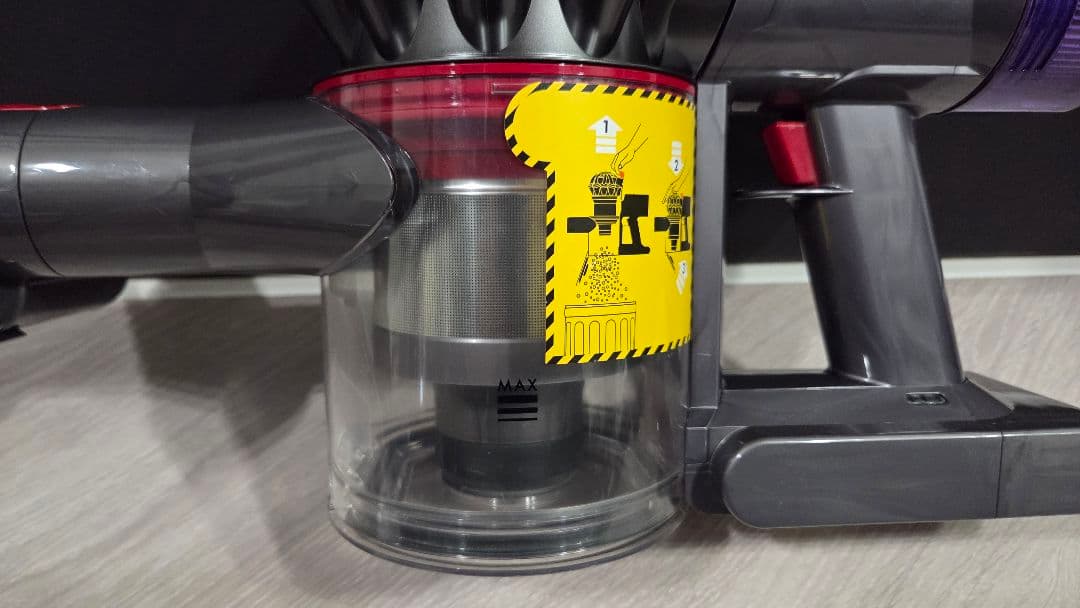 ②ダイソン dyson V8 slim SV10K ハンディクリーナー 42分