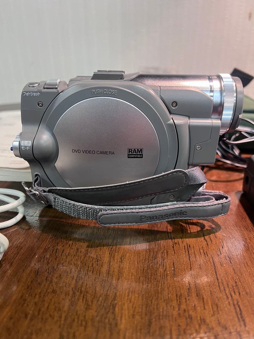 ビデオカメラ Panasonic VDR-M95