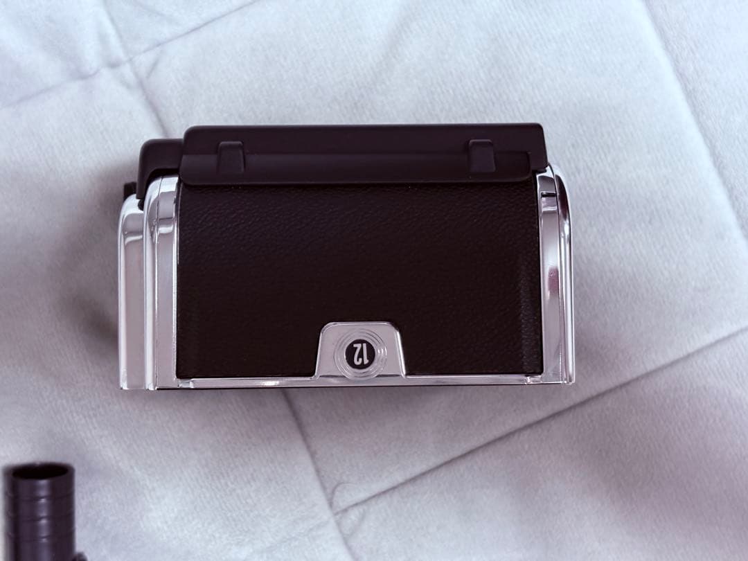 Hasselblad 503CW 2001年製 + CFE 80mm F2.8