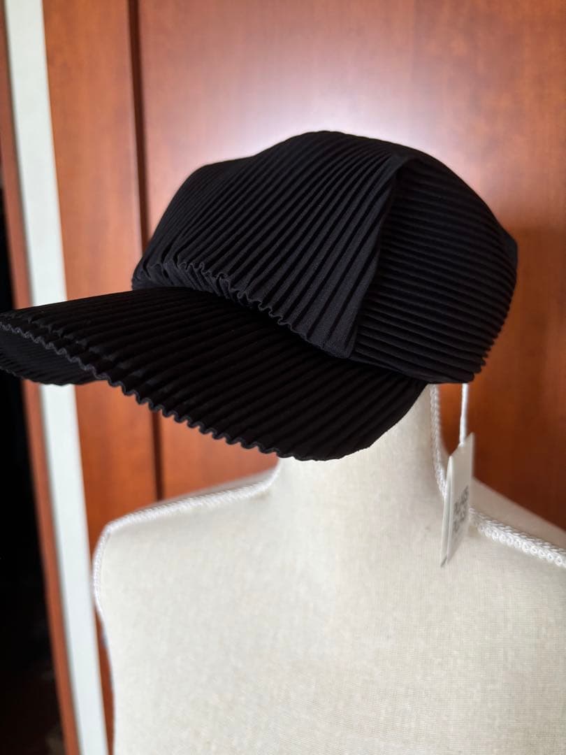 PLEATS PLEASE ISSEY MIYAKE CAP黒　未使用