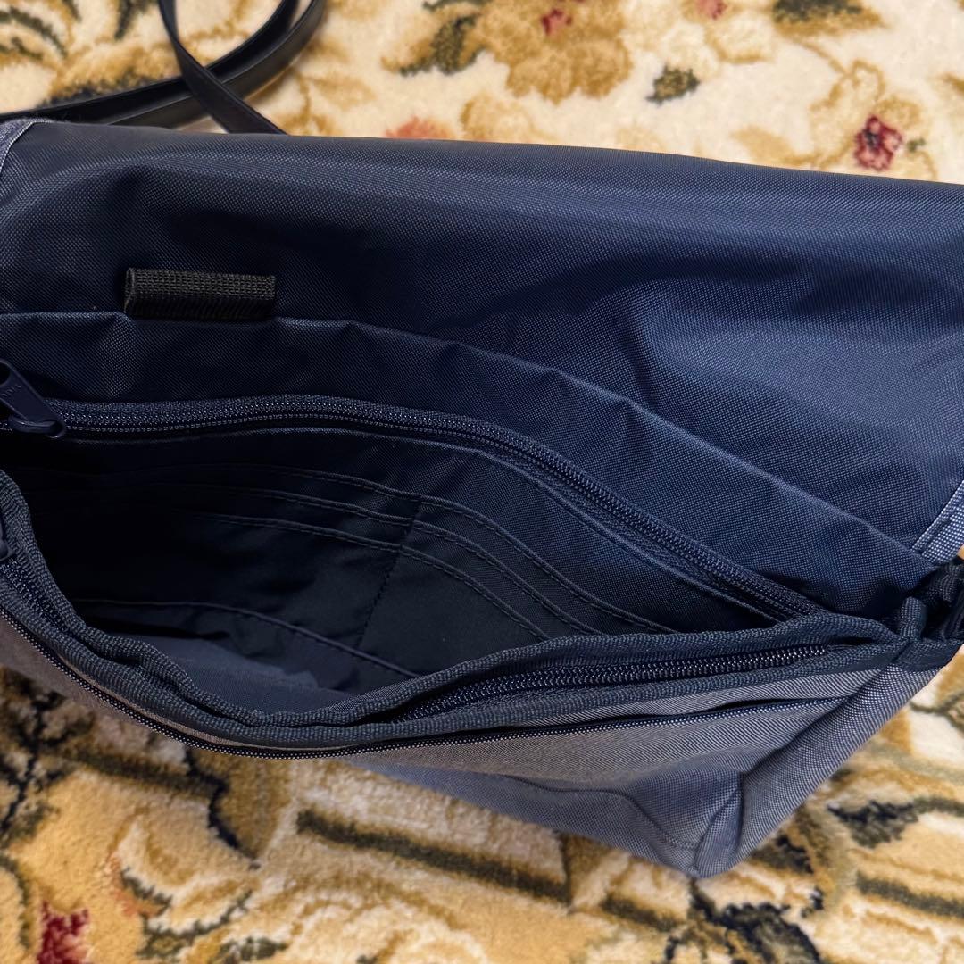 マザーズバッグ　familiar 未使用　カード　ウォレット