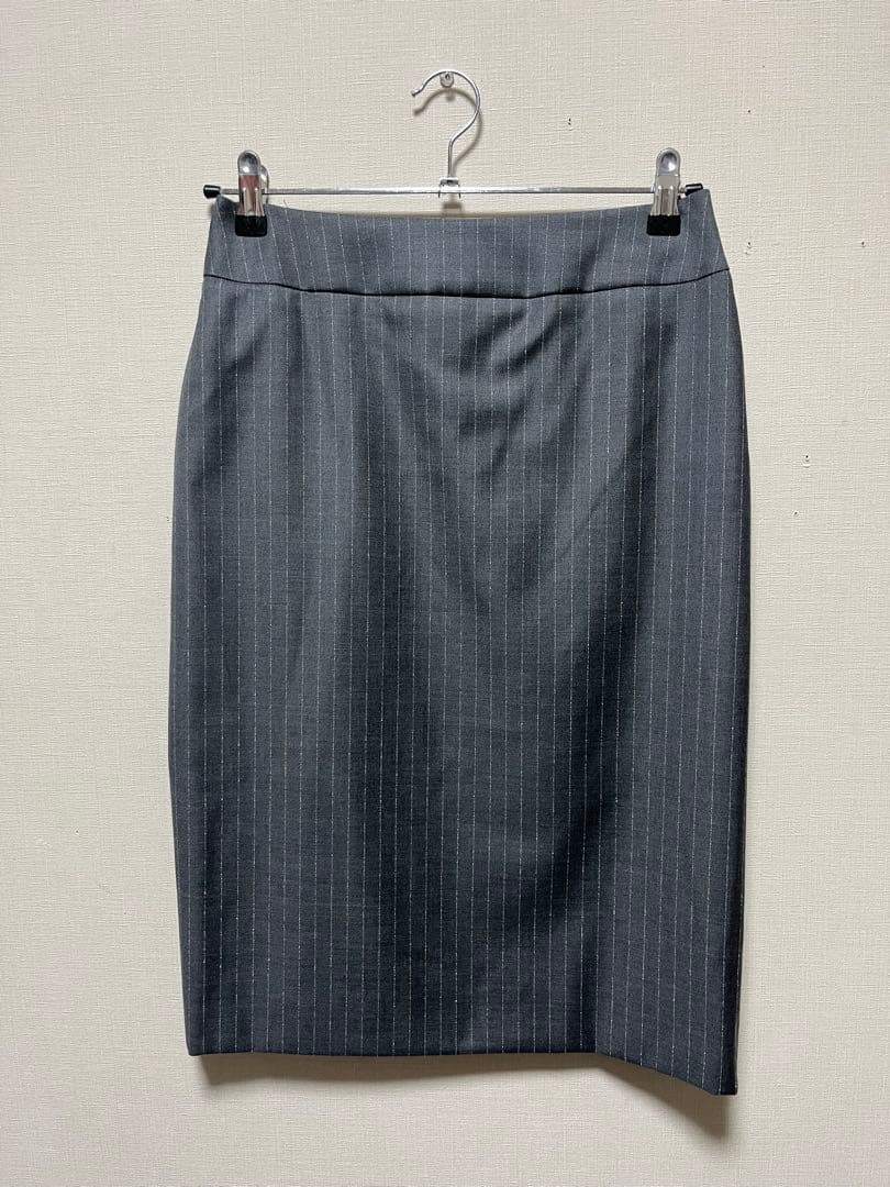 新品同様アクアスキュータム×ロロピアーナセットアップスーツ3点セット