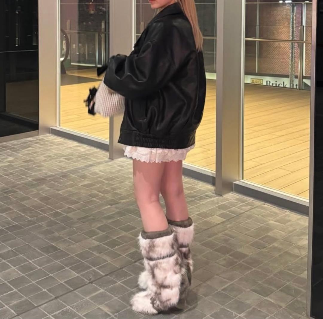 YELLO♡SUGAR GLIDER MULES & LEG WARMERS