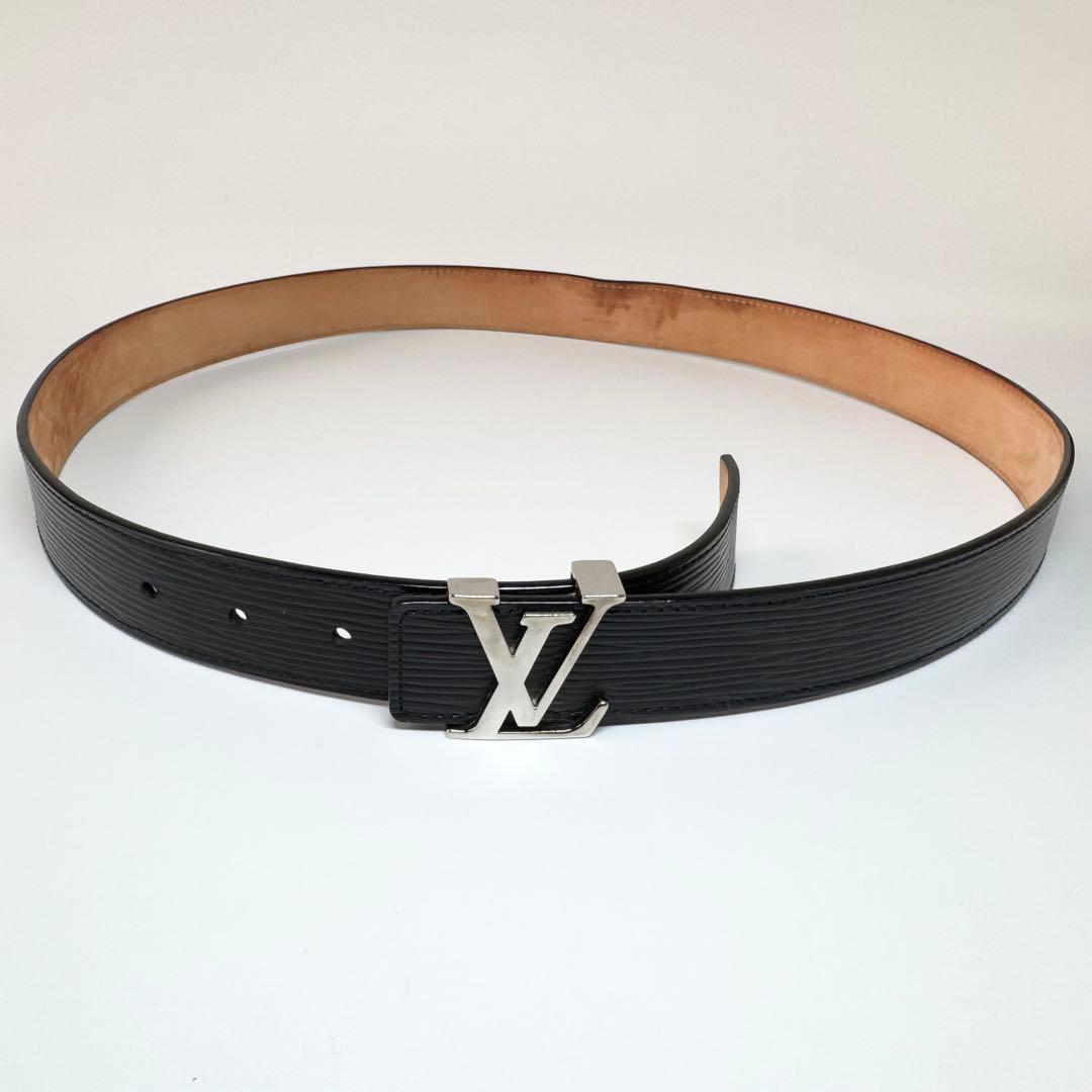 【極美品】ルイヴィトン サンチュール LV　イニシャル　エピ レザー ブラック