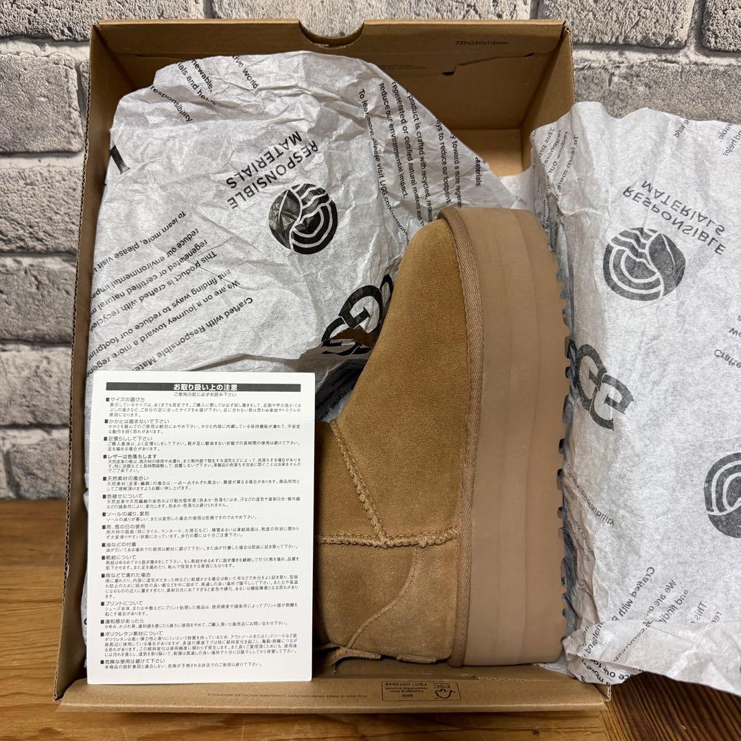 靴 UGG W CLASSIC ULTRA MINI PLATFORM 22cm