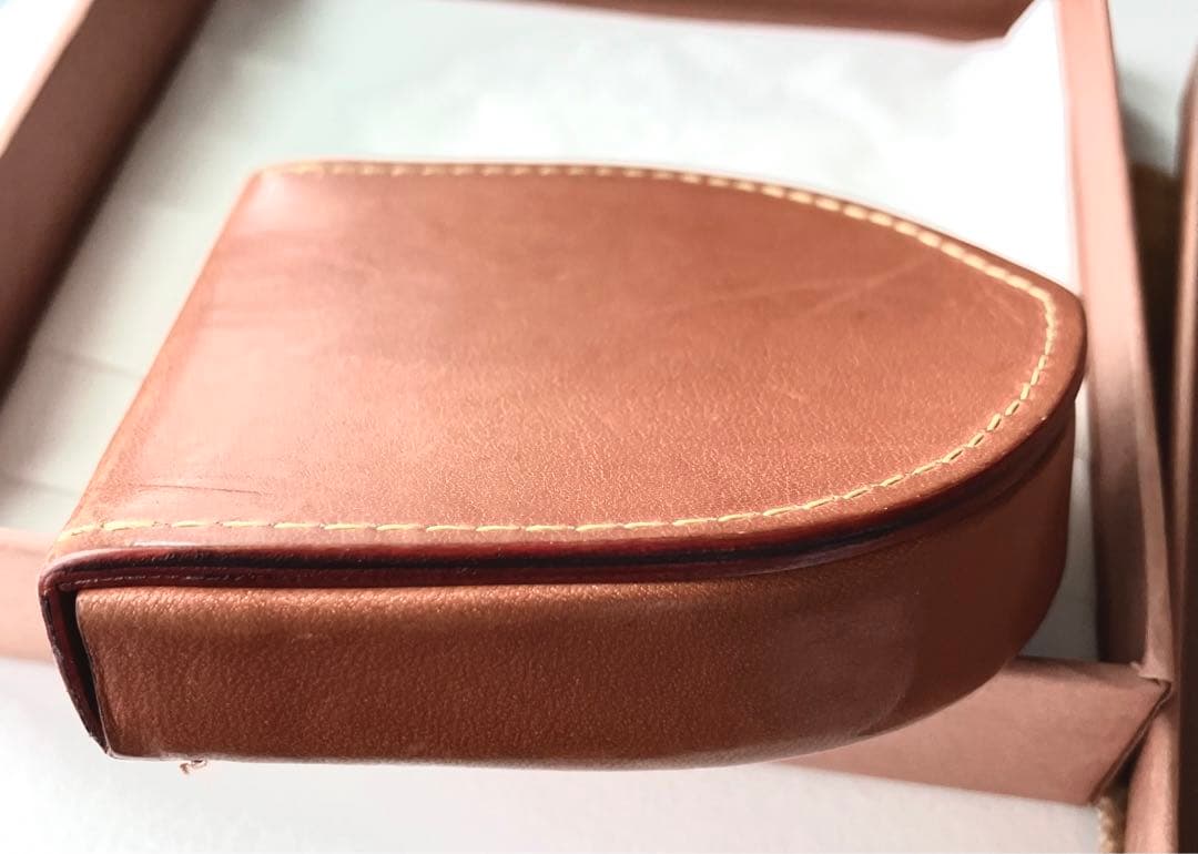 ルイヴィトン　ノマド　ケース