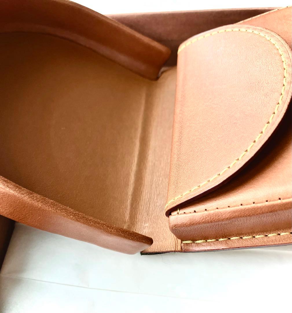 ルイヴィトン　ノマド　ケース