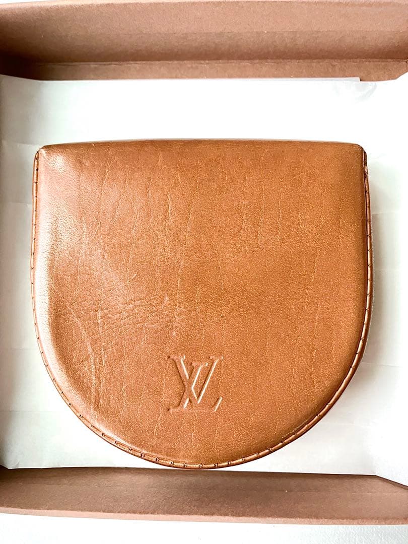 ルイヴィトン　ノマド　ケース