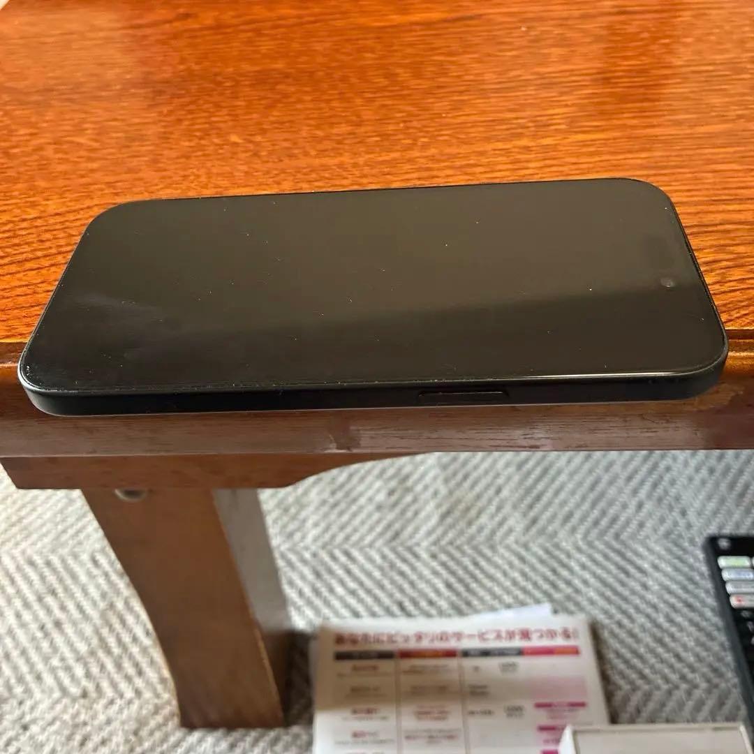 Apple iPhone 15 ブラック 本体　SIMフリー