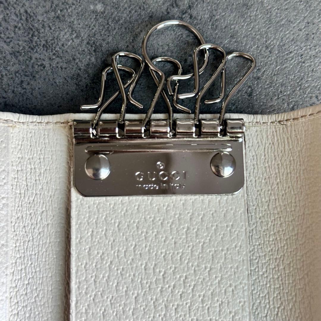 未使用✨GUCCI GGキャンバス　キーケース　ベージュ　白